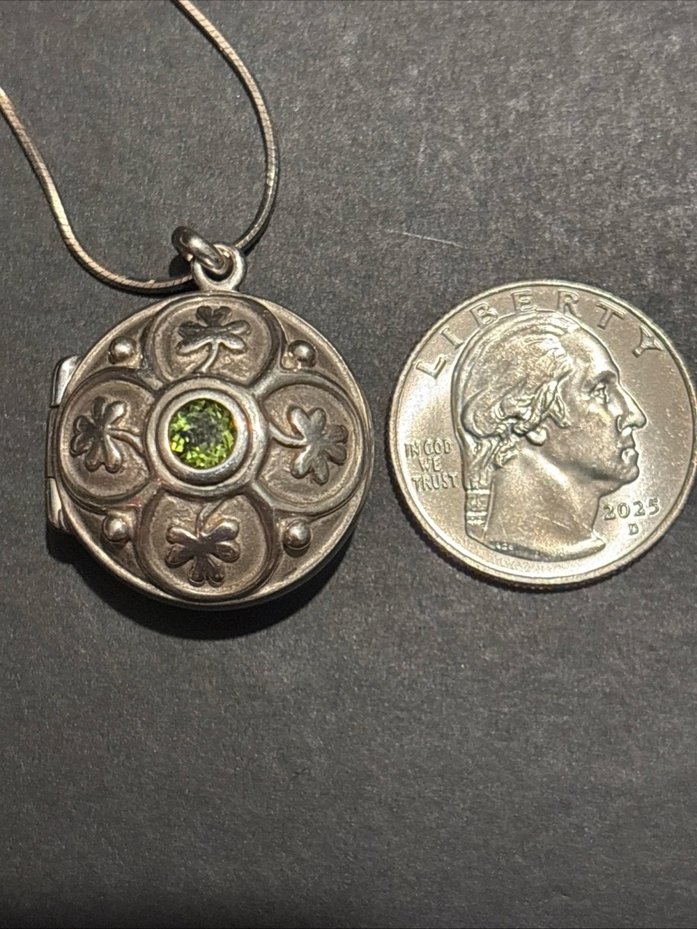 Unique Vintage Silver925 Clover Locket Necklace with Green Stone - Picture 7 of 8
